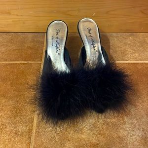 Vintage Port of Naples Kitten Heels with Feather Puff - Never worn